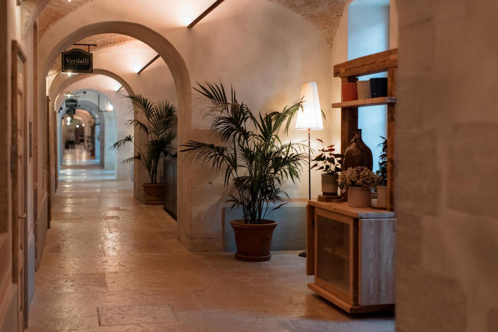 Pavillon Suite & Apartments Peschiera del Garda Ngoại thất bức ảnh
