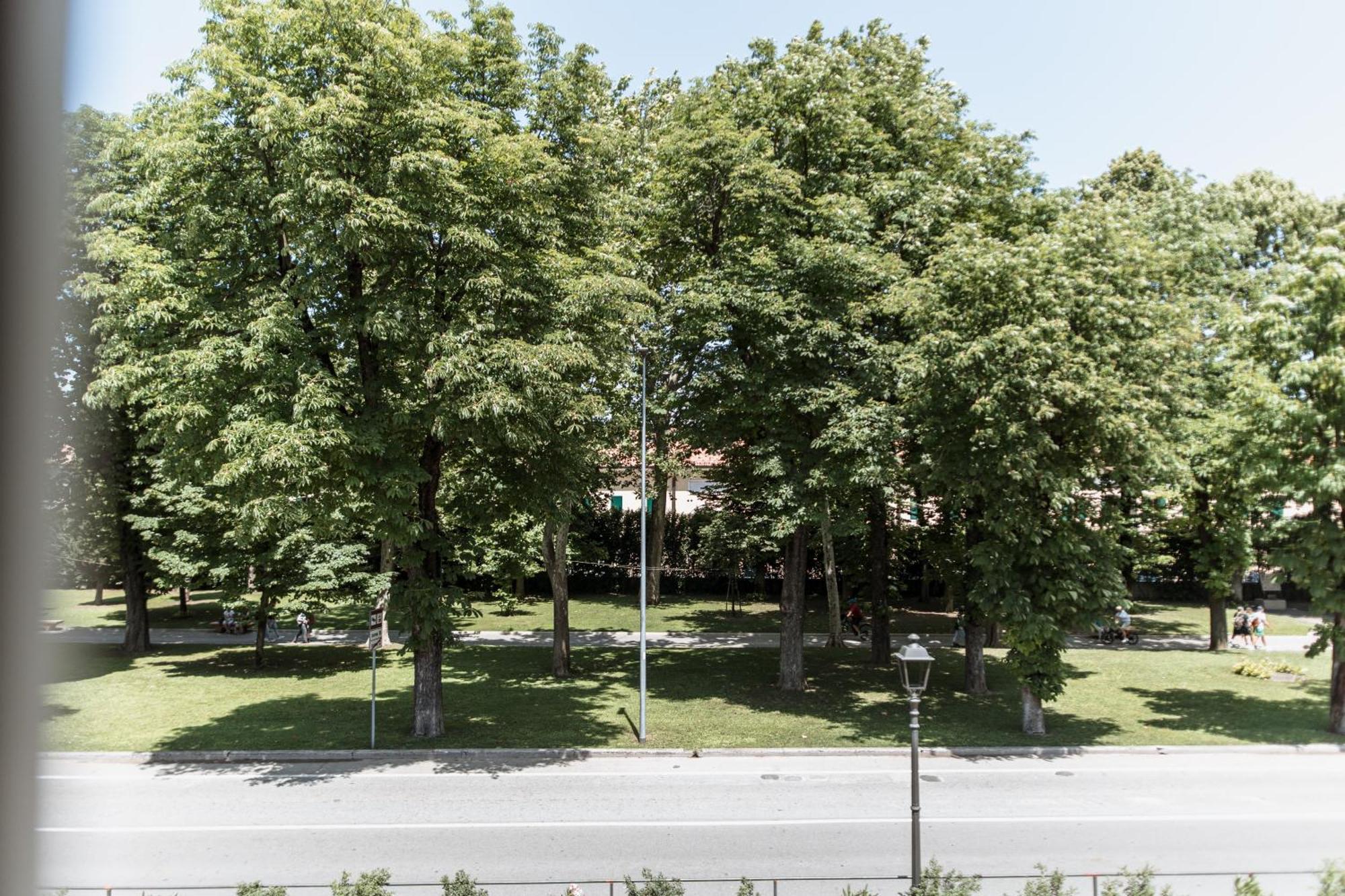 Pavillon Suite & Apartments Peschiera del Garda Ngoại thất bức ảnh