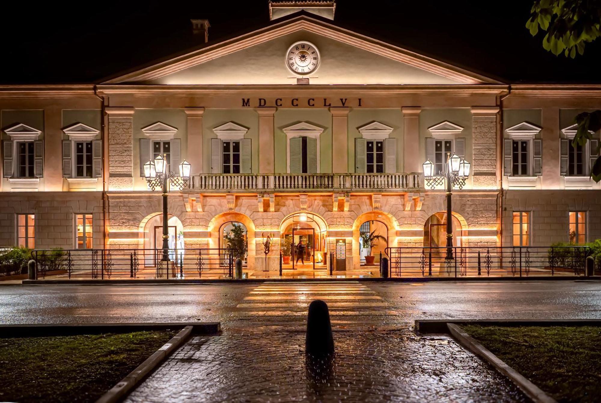 Pavillon Suite & Apartments Peschiera del Garda Ngoại thất bức ảnh